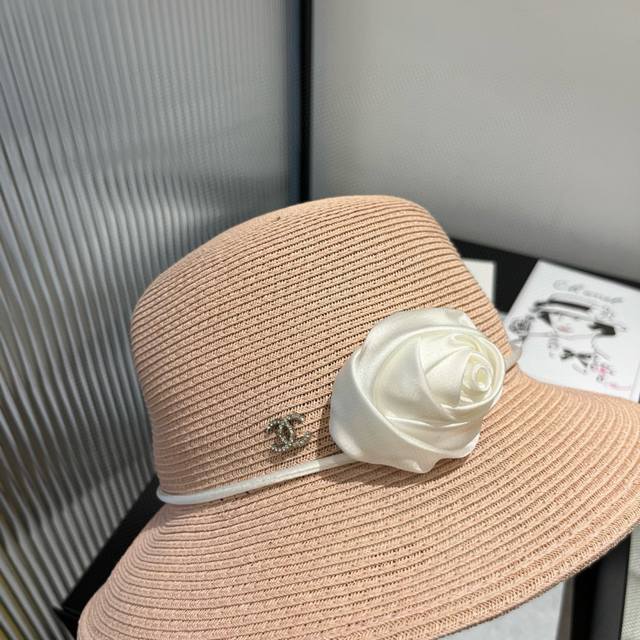120￥ chanel香奈儿新款礼帽，原顶小盆帽，草帽，头围57Cm