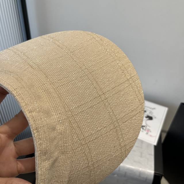 90￥ dior迪奥原单空顶鸭舌帽，遮阳发箍，高端定制，带模塑贴条街