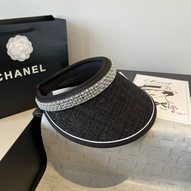 80￥ chanel香奈儿珍珠发箍，遮阳帽