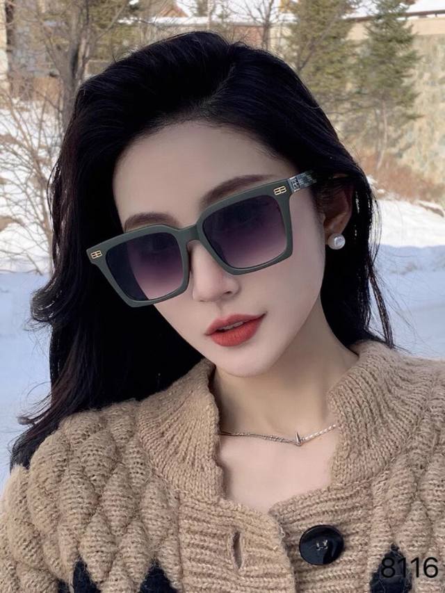 p90Balenciag*韩版时尚新款百搭墨镜时尚潮搭防晒网红街拍女士装饰太阳眼镜