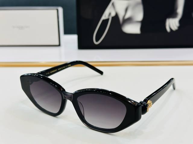 p180 Givench* 纪凡家 Gv60018U Size：53口18-142 原单 细节做工精细 Xl太阳镜