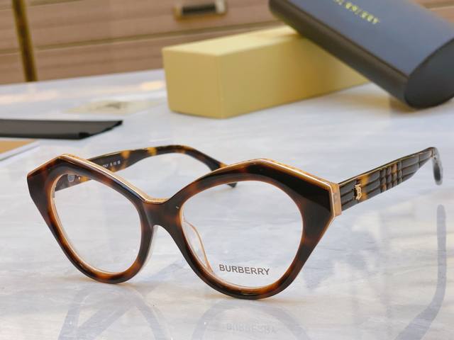 p120，【Burberr*】巴宝*莉新款光学架。Model：B2398，Size：53口18-145