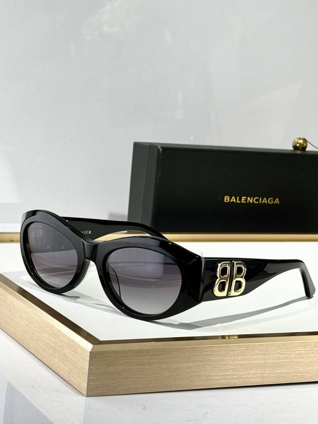 p180 Balenciag* model：Bb0396Sk size：54口21-145