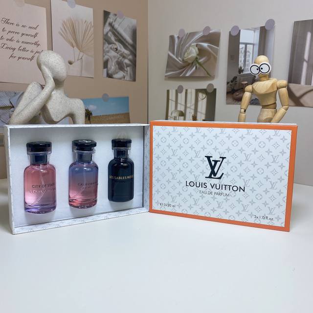 原单品质 Lv中样三件套，带喷头，内含：加州梦，瑰魄沙漠 绯沙 ,星之城市