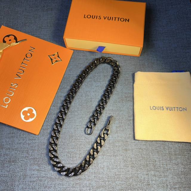 Louis Vuitton Chain Links 古巴链式情侣款项链 Lv Chain Links 项链延续 Virgil Abloh Monogram 图案