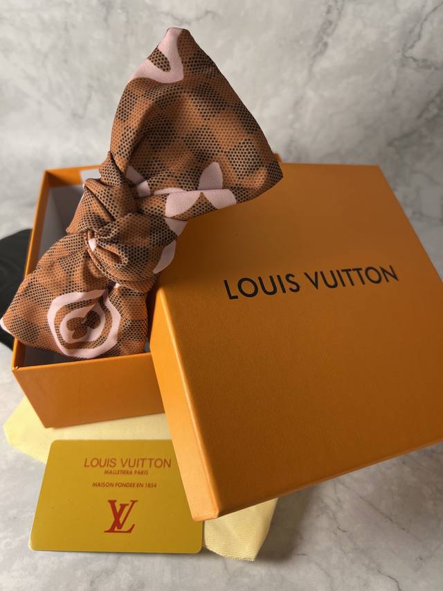 Lv 打结发箍