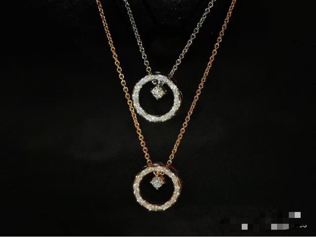 Chanel Coco Crush水冰月标志性菱格纹 百搭王者怎么叠戴都不会出错 V金版Cnc精雕工艺.银色，玫瑰金两色