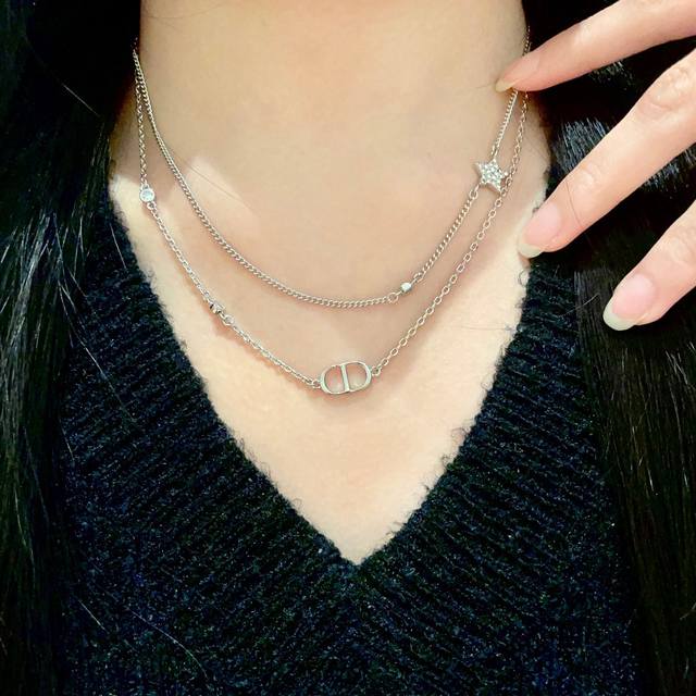 Dior 迪奥 中古 项链 专柜一致上新 精选原版一致 黄铜材质 甜美气质高雅.