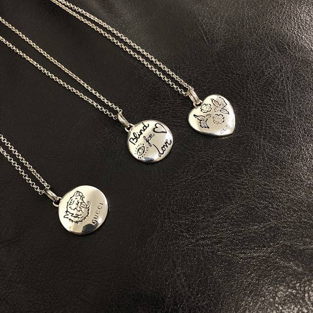 Gucci 花鸟系列 Blind For Love 爱心 虎头 花鸟全系列项链 三款非常热卖跑量的花鸟系列项链 两侧均镌刻标志性的Gucci图案，其中包括眼睛、