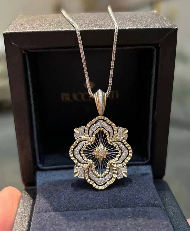 布契拉提 Buccellati 意大利高级珠宝品牌 复古宫廷风带钻拉丝四叶草双面项链 亚金材质 18K厚金电镀 原版尾链 原版扣头 高品质 布契拉提项链 四叶草