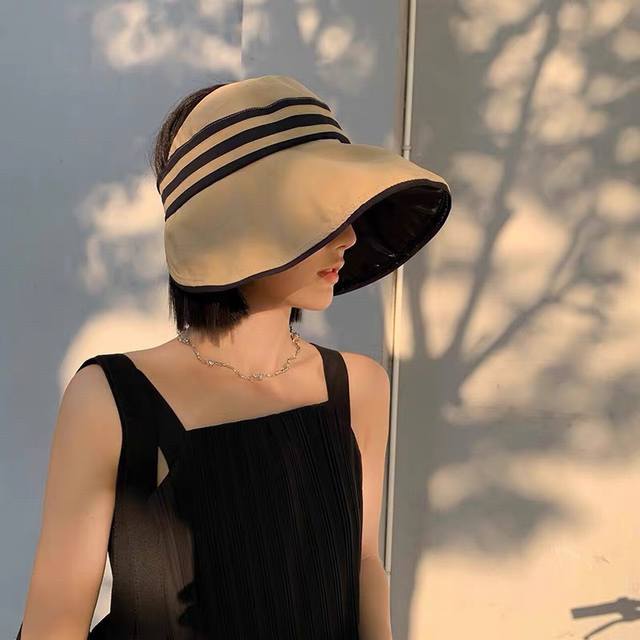 Celine赛琳 夏季新款空顶渔夫帽防晒出游户外颗折叠子遮阳帽女百搭太阳帽