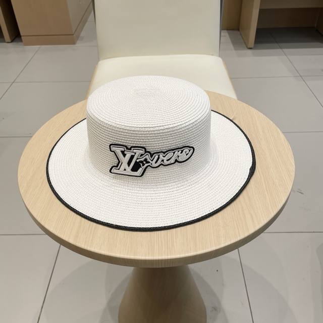 Lv路易威登 2025新款拼边 度假风礼帽，草帽，旅行必备，超好搭配，赶紧入手！