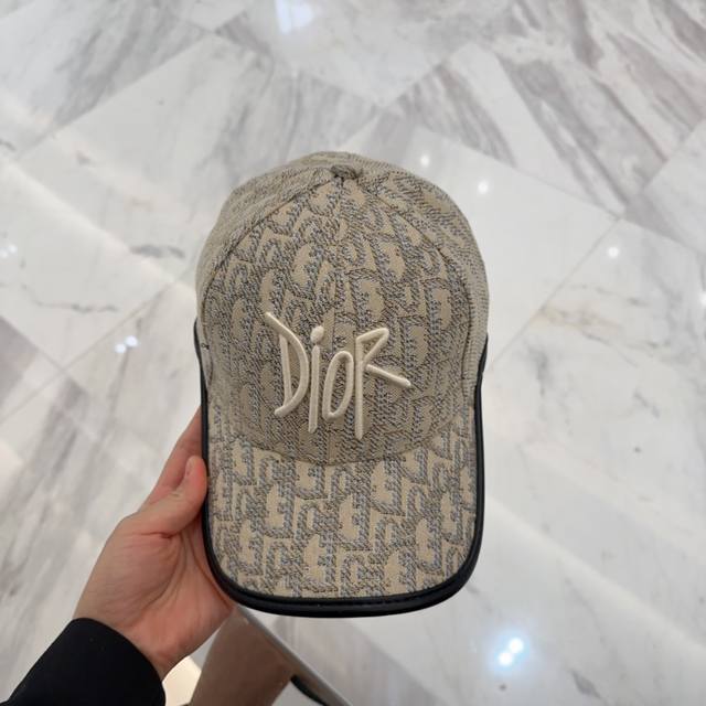 Dior迪奥 刺绣 官网同步新款发布 老花D家棒球帽，水洗标吊牌齐全，超级火爆