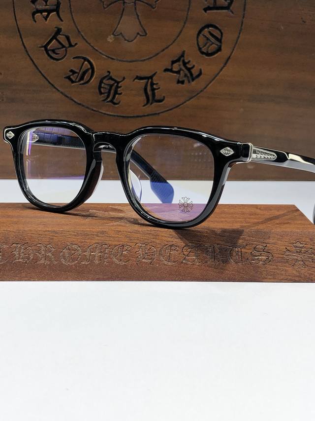 顶级原版定制款！每副都有独立编码 Chrome Heart 高奢系列 眼镜界艺术精品 意大利厚料精工制作 光泽度极强质感超级赞！Chirp Chirp Size