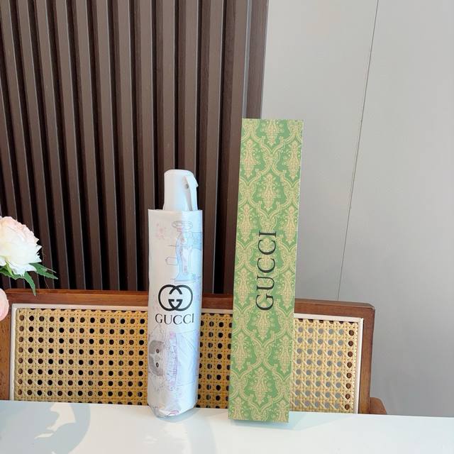 Gucci 古奇 新款 猫咪图案 三折自动折叠晴雨伞 选用台湾进口Uv防紫外线伞布 原单代工级品质
