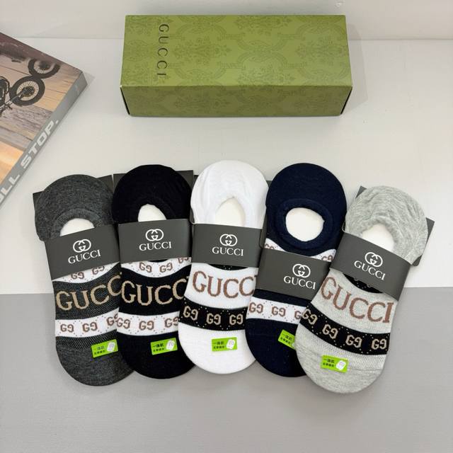 配包装 一盒5双 Gucci 古奇 Ins超火爆男士短款船袜，纯棉面料，潮人必备 ，经典G家袜子 个性时尚百搭款，你值得拥有哦