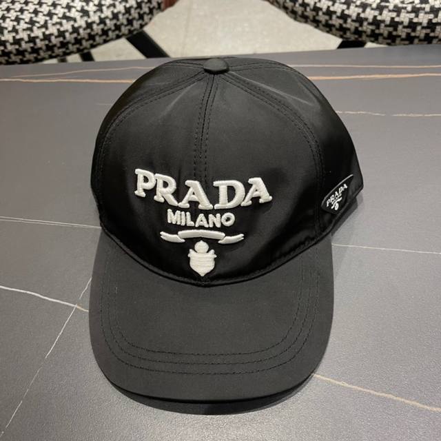 Prada普拉达 2025早春新款大牌款棒球帽，经典款男女通用