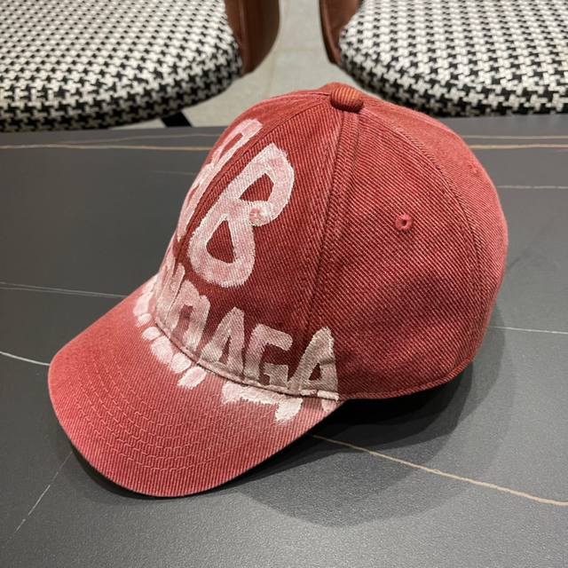 新款Balenciaga 巴黎世家鸭舌帽画画字母棒球帽，雅痞街头风，时尚男女妥妥驾驭！
