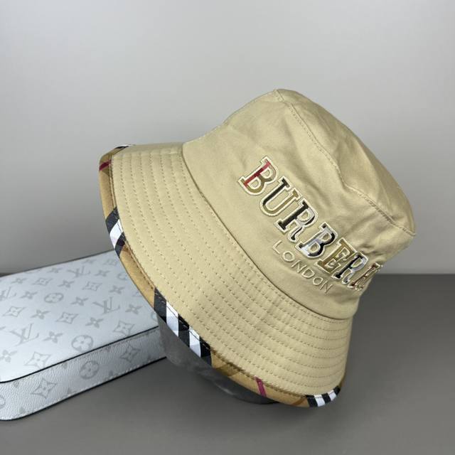 配防尘袋 上新 巴宝莉Burberry 原单经典Bt简约刺绣原单新品，超喜欢自留的棒球帽哦