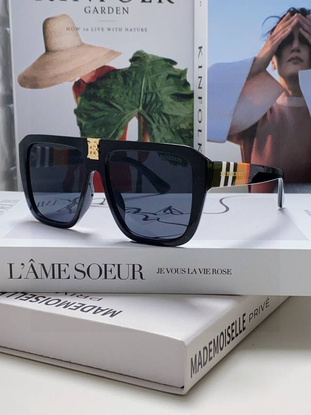 Burberry巴宝莉 2025网红同款男女时尚墨镜防晒开车防紫外线太阳眼镜 女士大框墨镜