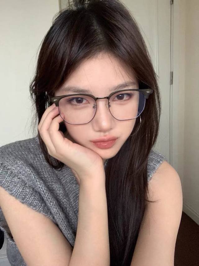 Louis Vuitto*韩版纯欲减龄方形眼镜框女款潮痞帅素颜防蓝光学生近视镜架