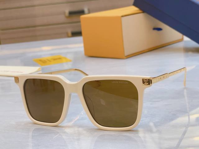 Louis Vuitto* 路易*威登新款太阳镜，Model：Z1826W，Size：52口17-140