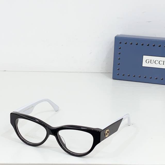 Gucc* Model ：Gg1665O Size ：54-16-145 Top Quality 品质保证