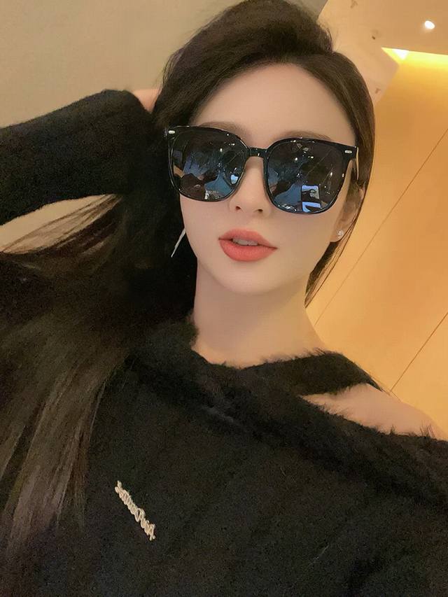 Gucci古驰 Gg圆框太阳镜 完美品质 独特设计 适合各种脸型 亮相时装周 超时尚百搭 实物精致 情侣款 男女均可佩戴 型号：G5378