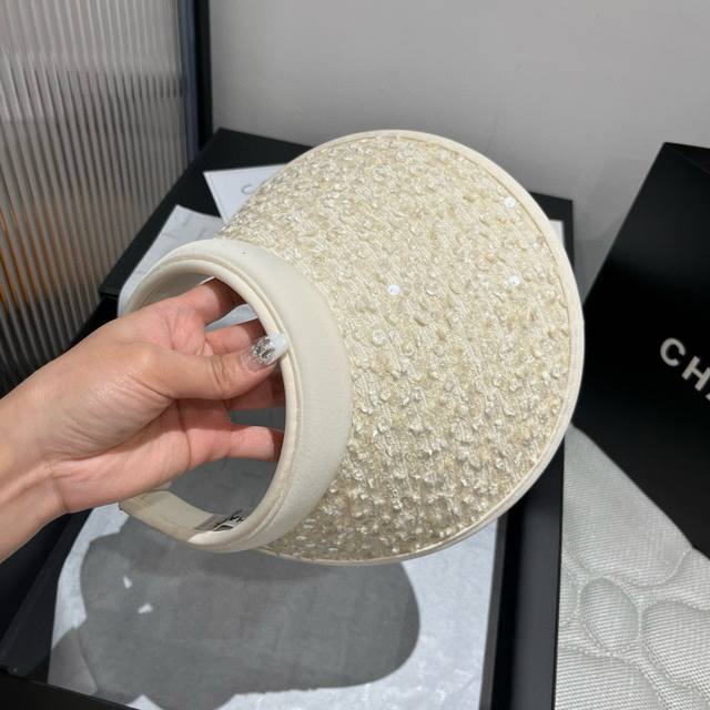P Chanel香奈儿珠片发箍，遮阳空顶帽