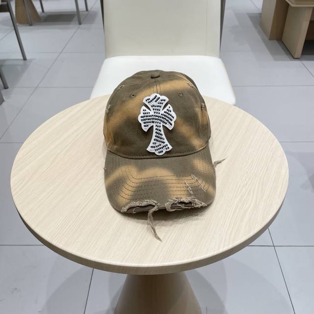 克罗心 新款棒球帽，个性时尚经典十字架标志，休闲带点酷酷的感觉，中性款 男女同款！超好搭！ 头围:56-58Cm均可