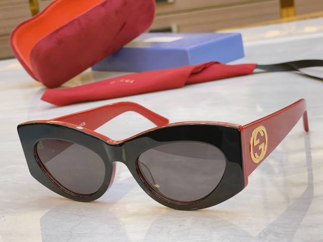 Gucc* 古*驰新款太阳镜，Model：Gg1843S，Size：53口20-140