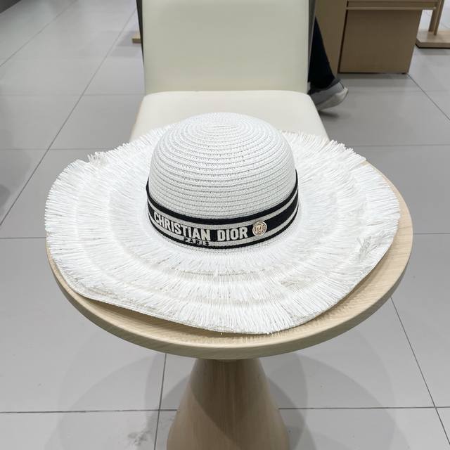 Dior迪奥新款盆帽，流苏名媛风草帽，头围57Cm