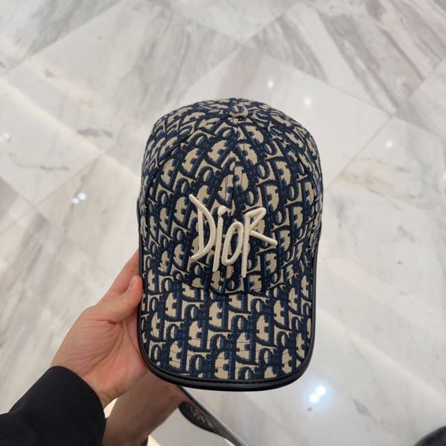 Dior迪奥 刺绣 官网同步新款发布 老花D家棒球帽，水洗标吊牌齐全，超级火爆