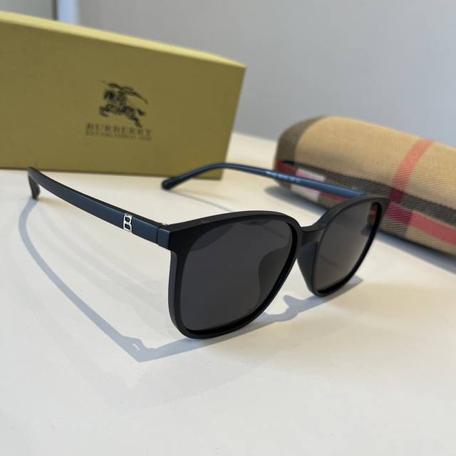 Burberry巴宝莉2025新款太阳墨镜出行必众备多明星同款 太阳镜
