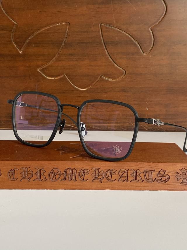 Chrome Heart超级新品款 简单大方框 修饰脸型必备神器 超轻不压鼻梁 配镜素颜镜 Ch8105 Size:54-21-146