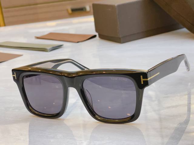 Tom For* 汤姆*福特新款太阳镜，Model：Ft1200，Size：53口21-145