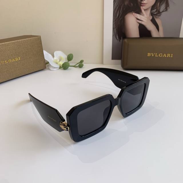 Bvlgari 宝格丽 2025新款小红书大框修饰显瘦防紫外线太阳镜 男女同款墨镜！