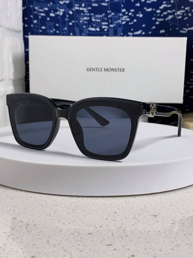 Gentle Moster Gm 2025新款欧美时尚男女方框舒适太阳眼欧洲站博主开车小红书墨镜 型号：Swipe3
