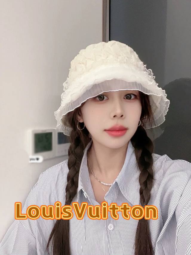路易威登Lv棒球帽 Louisvuitton2025年新款蕾丝花边褶皱大檐渔夫帽遮阳 防晒薄款网纱盆帽