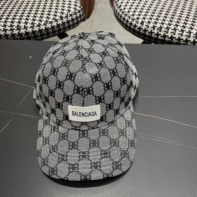 Balenciaga 2025巴黎世家新款Logo棒球帽，很酷的色系，男女佩戴都有不同Style，第一批抢先出货！巴黎粉必入款！