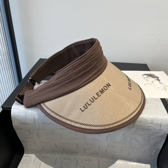 Lulu潮牌空顶鸭舌帽