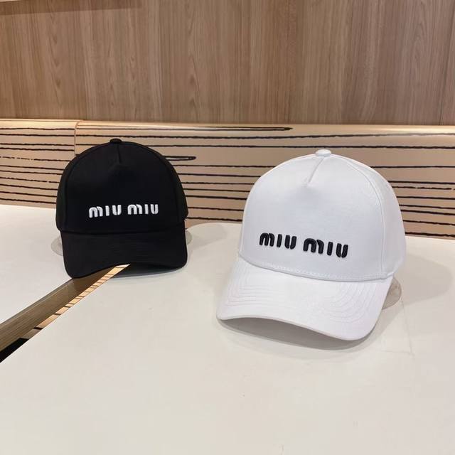 谬谬Miumiu 原单春夏新款棒球帽，正品开模订制，原版做工细致质量超赞！