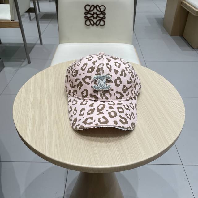 香奈儿Chanel 25新品棒球帽，Logo小香经典简约，时尚休闲设计 跑量新品