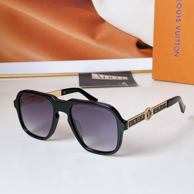 Louis Vuitto* Mod：Z0102 Size：54-22-145