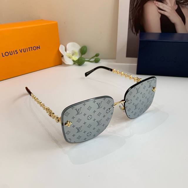 Lv 路易威登 时尚潮流男女方框太阳镜 网红同款墨镜 ！出游必备遮阳镜