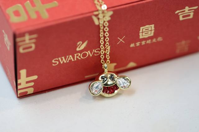 Swarovski 表情包 锁骨项链 高品质！配如图全套包装！全国！ 均自家实图拍摄，活动产品数量有限，售完即止！