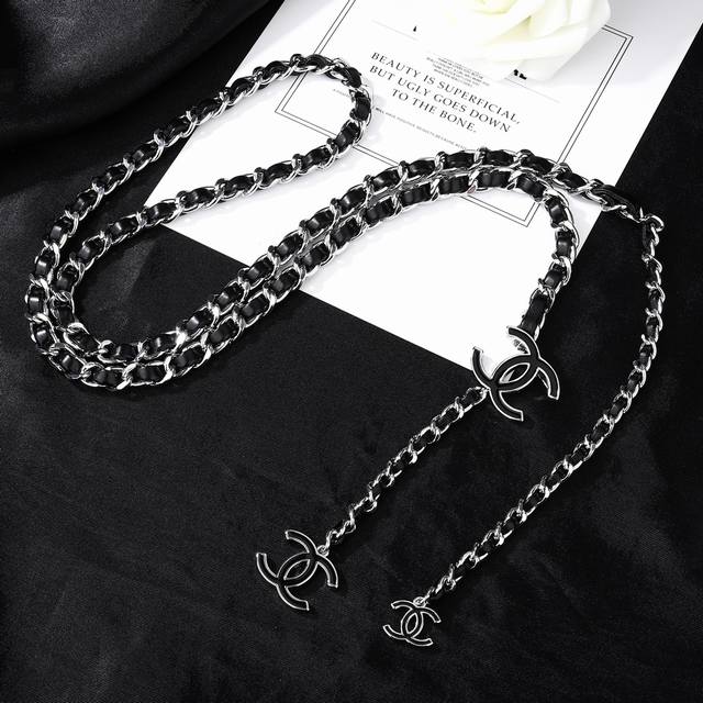 Chanel 银色腰链 小香腰链 精选小羊皮 采用原版一致黄铜材质 电镀18K金 超级重工的一款腰链 力求完美 做到1:1 代购级别