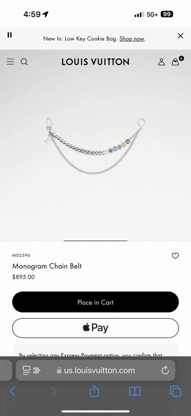 Lv Figaro 腰带链 Lvfigaro 腰带链以莹泽黄铜锻造双链设计，再令品牌经典标识巧妙嵌入链环之间。 Lv 字母装饰于一端优雅垂坠，弹簧扣实现轻松固定