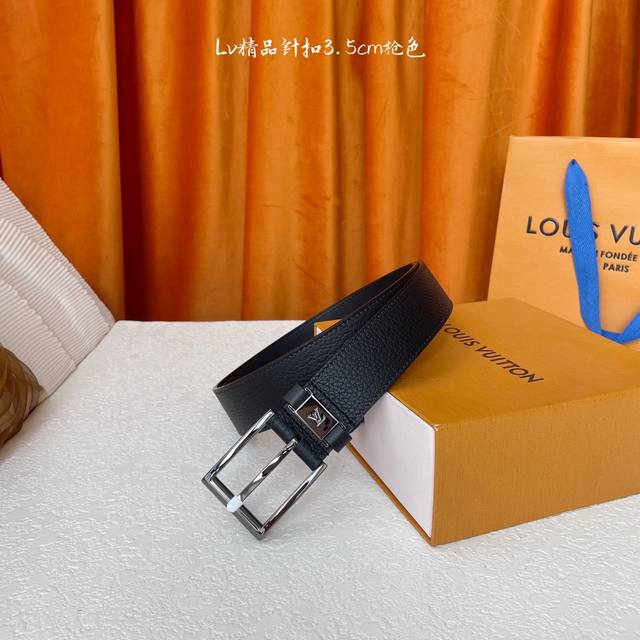 louis Vuitton驴牌 经典原单品质，经典荔枝纹面原版平纹底，搭配原单精品针扣，精工制作，细节看图，实物拍摄，高端奢华，宽度3.5Cm