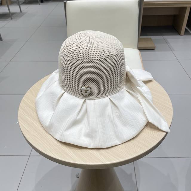 celine塞琳夏季大檐蝴蝶结渔夫帽女户外骑车防紫外线黑胶遮阳帽透气防晒帽